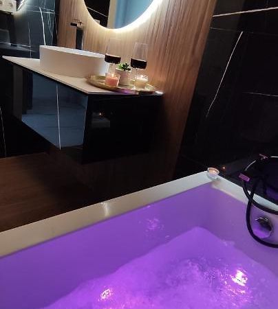 Chill Out Studio Jacuzzi & Sea Views อาลิกันเต ภายนอก รูปภาพ