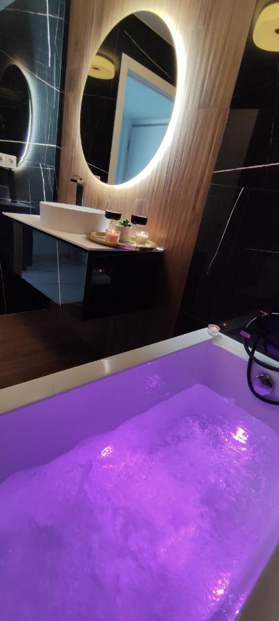 Chill Out Studio Jacuzzi & Sea Views อาลิกันเต ภายนอก รูปภาพ